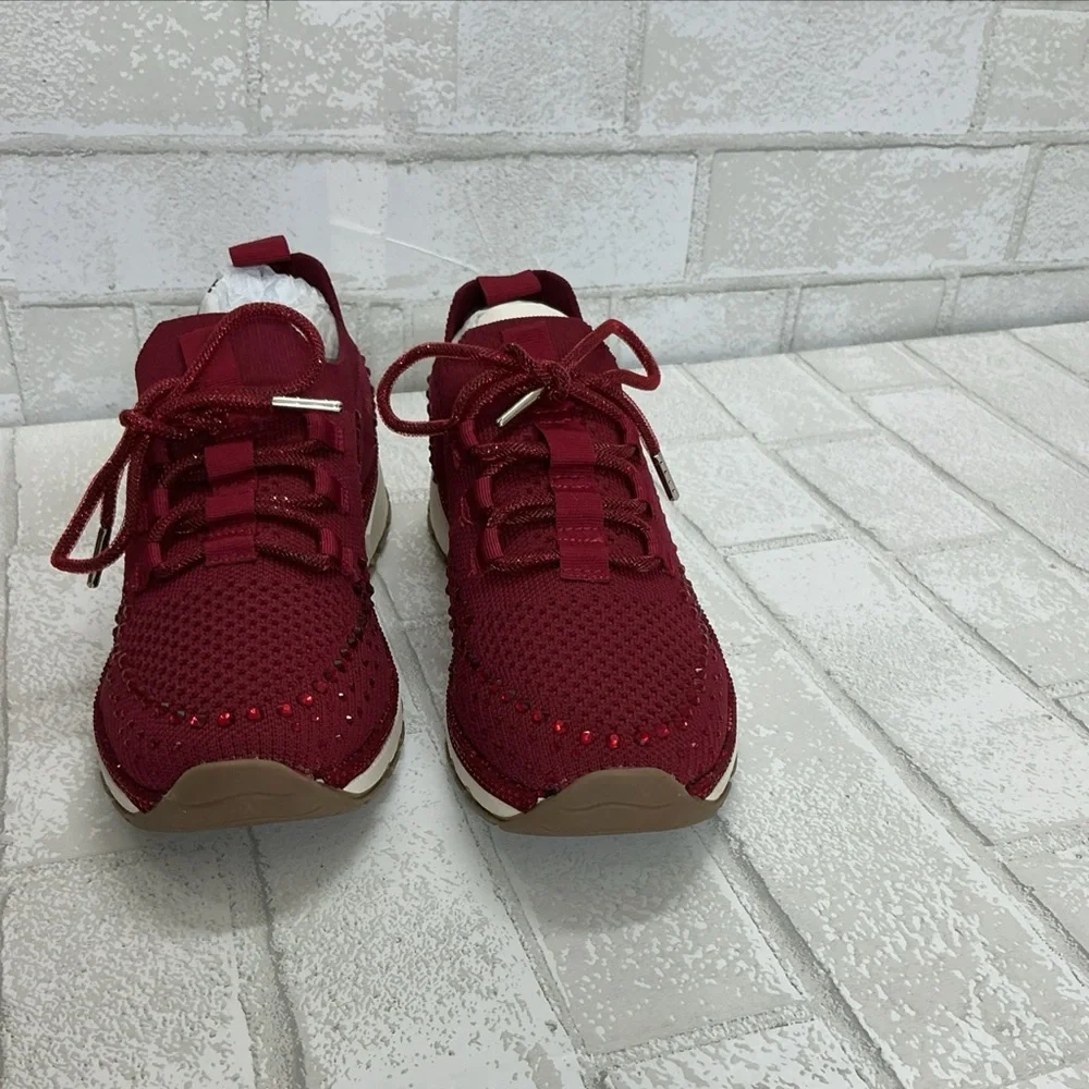 Reaction Kenneth Cole Burgundy Women's Sneakers